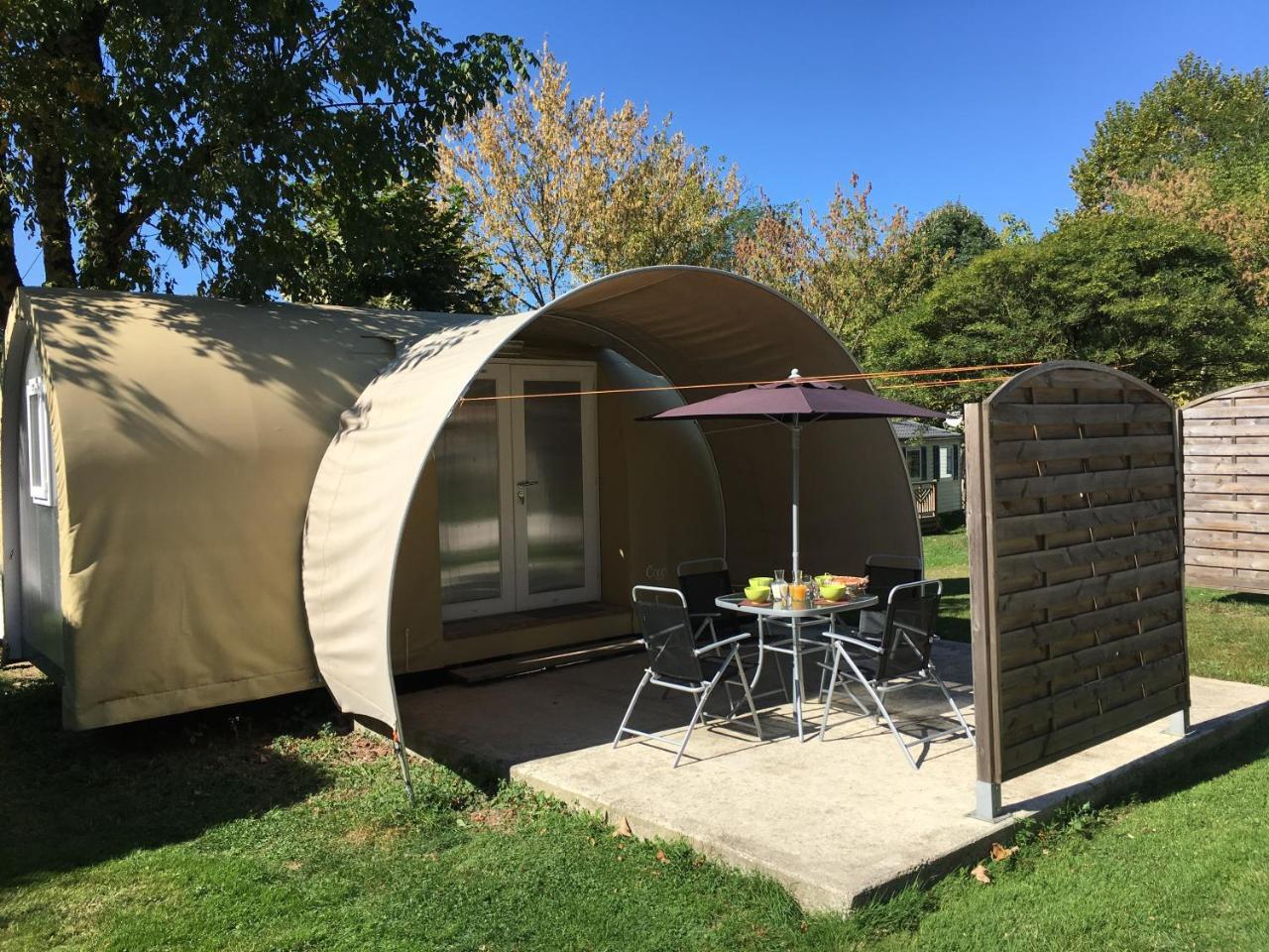 Camping 3 Etoiles - Piscine Chauffee - Vue Montagne Saint-Girons  Bagian luar foto