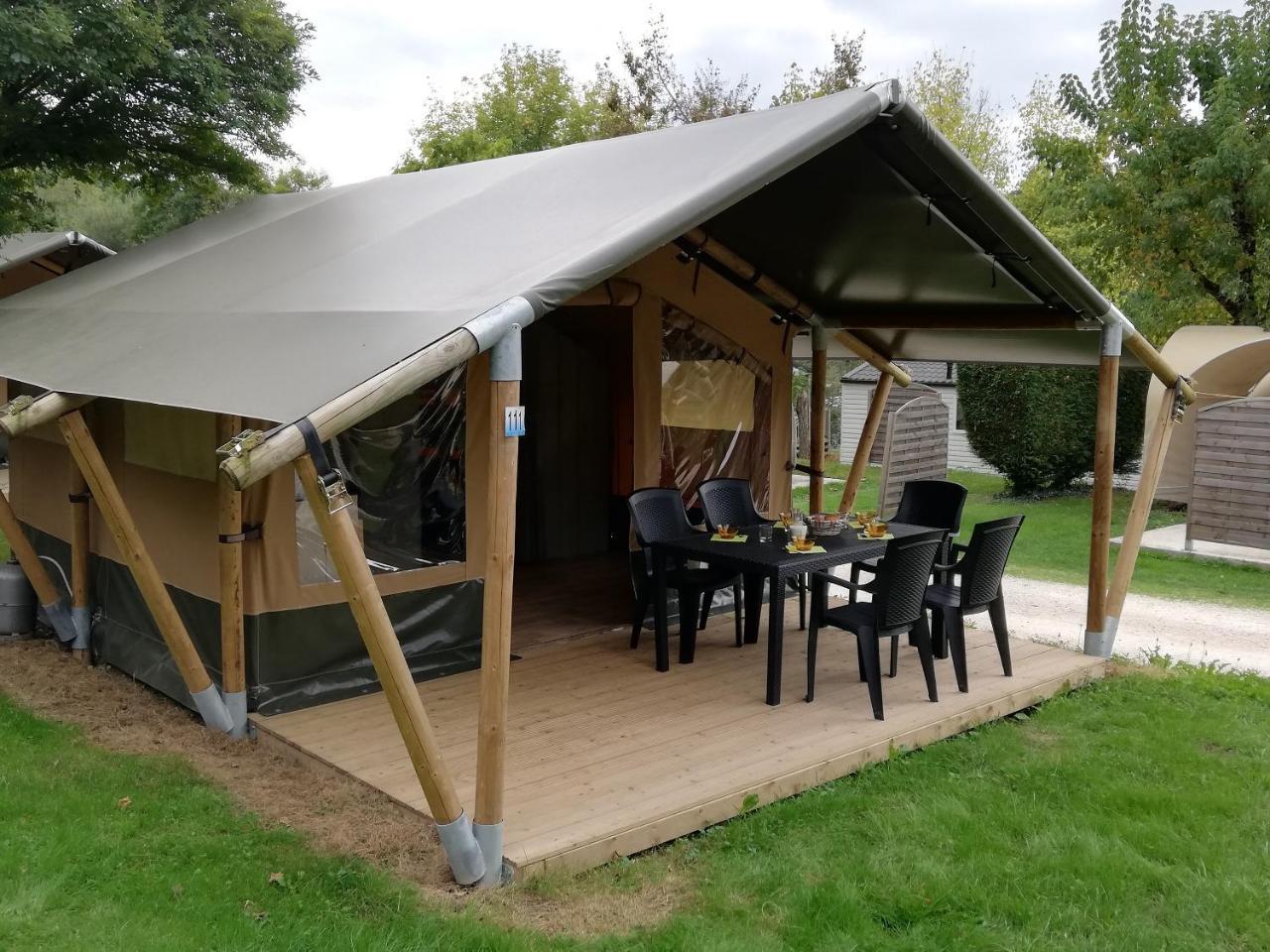 Camping 3 Etoiles - Piscine Chauffee - Vue Montagne Saint-Girons  Bagian luar foto